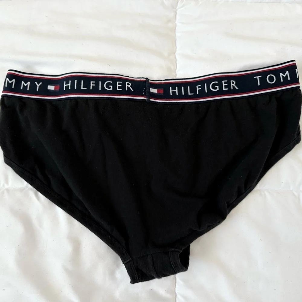 3 Tommy Men’s briefs - Picture 6 of 9